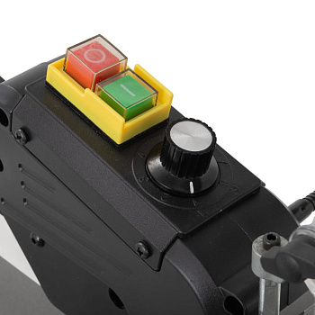 JSS-18 обеспечивает долгую и стабильную работу без лишних вибраций, с возможностью быстрой смены пилок и удобным перемещением заготовок