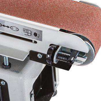 Тарельчато-ленточный шлифовальный станок JSG-233A-M для профессионального применения в частных столярных мастерских.