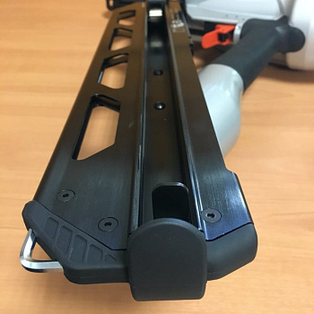 Пневматический строительный пистолет - нейлер для забивания гвоздей длиной до 100 мм AF-0034N Trusty