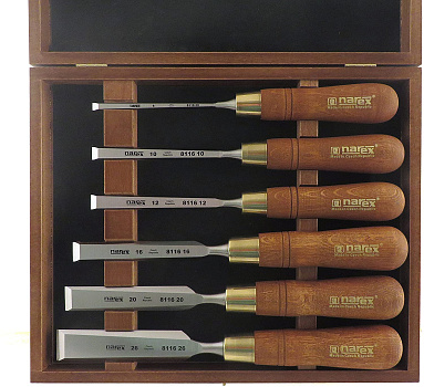 Набор из 6 плоских стамесок с ручкой WOOD LINE PLUS (6,10,12,16,20,26) в деревянном кейсе /Narex/